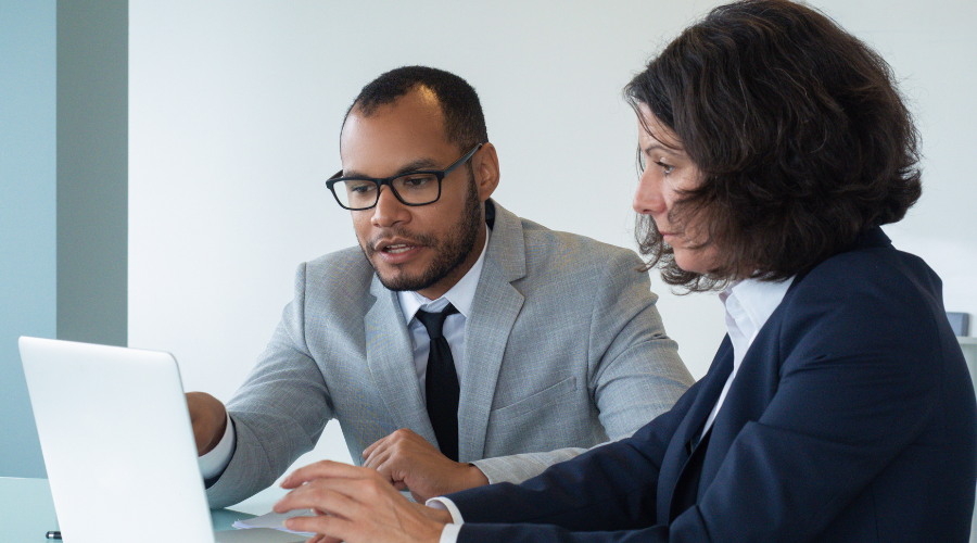 What Does a Business Consultant Do